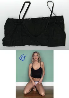 Victoria Winters autograph