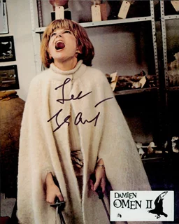 Lee Grant autograph