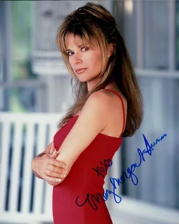 Mary-Margaret Humes autograph
