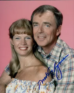 Dorothy Lyman autograph