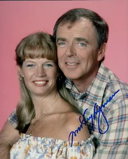 Dorothy Lyman autograph