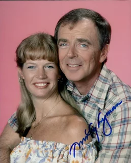 Dorothy Lyman autograph