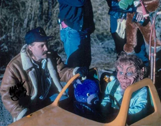 Mark Jones autograph