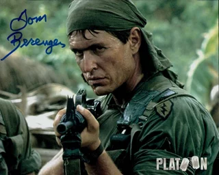 Tom Berenger autograph