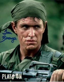 Tom Berenger autograph