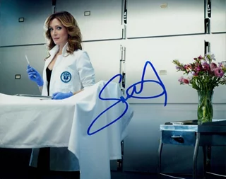 Sasha Alexander autograph