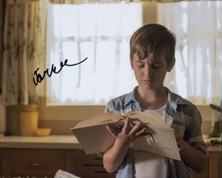 Parker Bates autograph