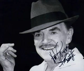 Jack Betts autograph