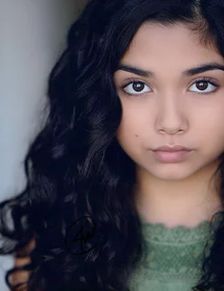 Julia Garcia autograph