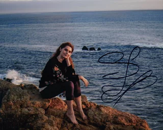 Serena Laurel autograph