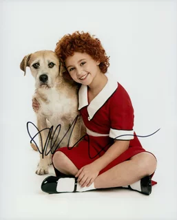 Issie Swickle autograph