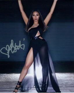 Ashanti autograph