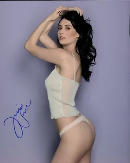 Jessi Fierce autograph