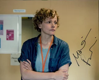 Maxine Peake autograph