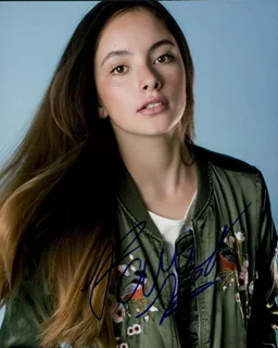 Paris Bravo autograph