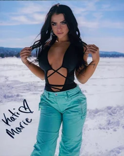 Kati Marie Cardenalli autograph