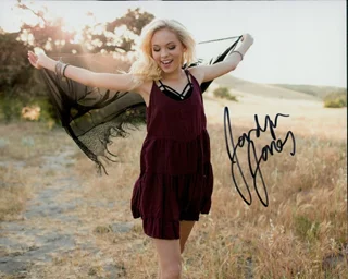 Jordyn Jones autograph