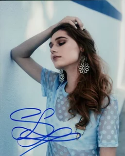 Serena Laurel autograph