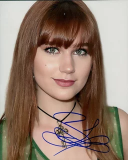 Serena Laurel autograph