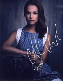 Alicia Vikander autograph