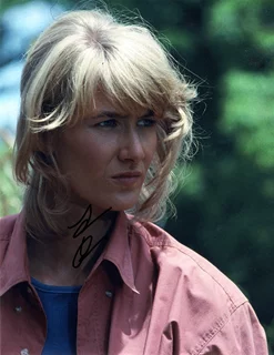 Laura Dern autograph