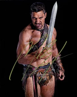 Manu Bennett autograph