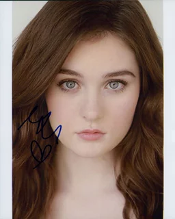 Grace Victoria Cox autograph