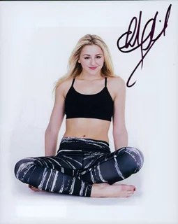 Chloe Lukasiak autograph