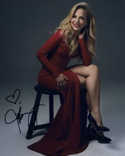 Julie Benz autograph