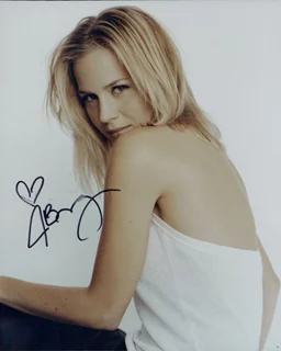 Julie Benz autograph