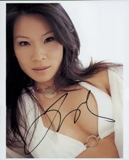 Lucy Liu autograph
