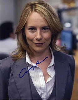 Amy Ryan autograph