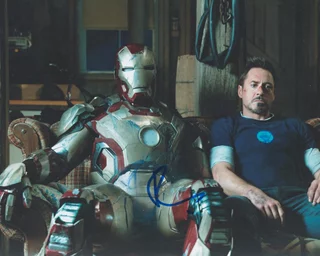Robert Downey Jr. autograph