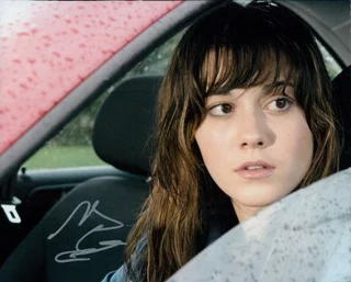 Mary Elizabeth Winstead autograph