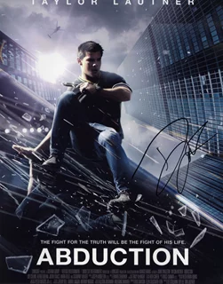 Taylor Lautner autograph