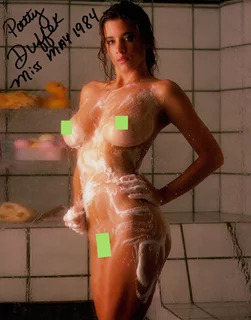 Patty Duffek autograph