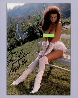 Ava Fabian autograph