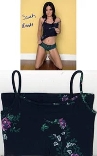 Sarah Russi autograph