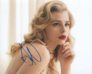 Chloe Moretz autograph