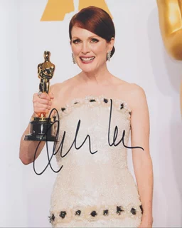 Julianne Moore autograph