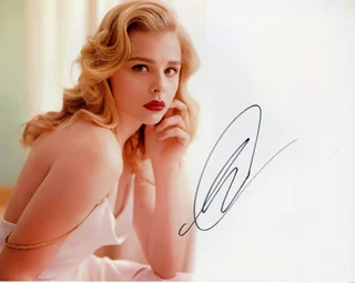 Chloe Moretz autograph