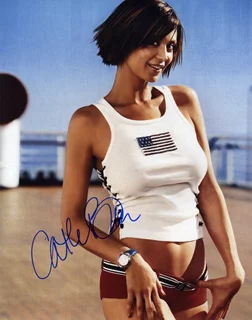 Catherine Bell autograph