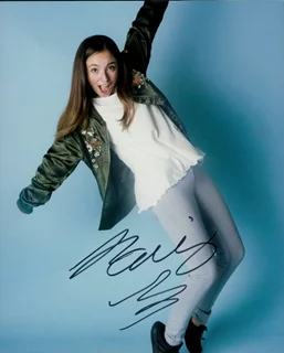 Paris Bravo autograph