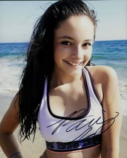 Paris Bravo autograph