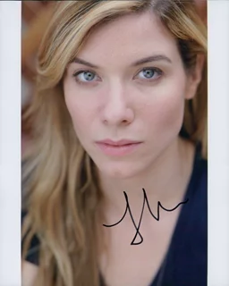 Tessa Ferrer autograph