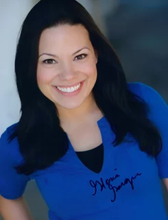 Gloria Garayua autograph