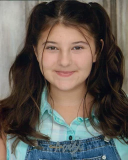 Mackenzie Hancsicsak autograph