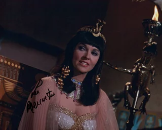 Lee Meriwether autograph