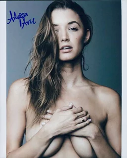 Alyssa Arce autograph