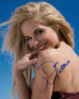 Dani Mathers autograph